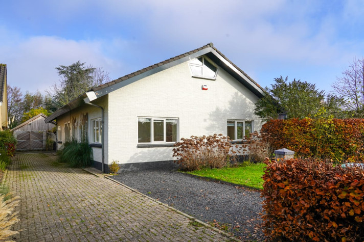 Bekijk foto 1/5 van house in West Betuwe