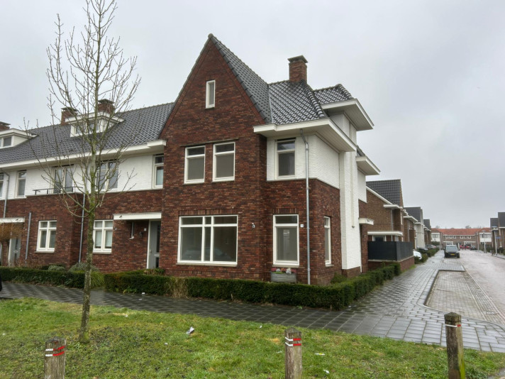 Bekijk foto 1/5 van house in Almelo