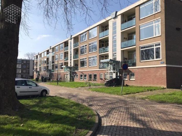 Bekijk foto 1/8 van room in Geertruidenberg