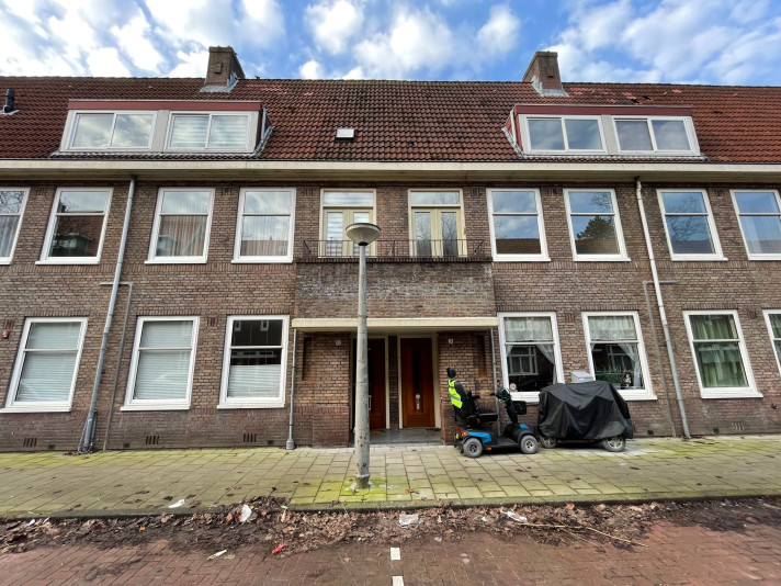 Bekijk foto 1/5 van house in Amsterdam