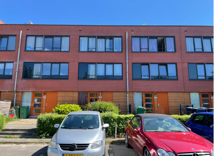 Bekijk foto 1/17 van room in Almere