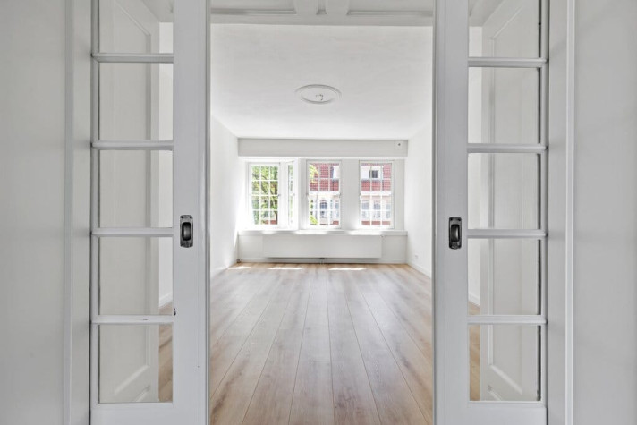 View photo 1/5 of apartment in Amsterdam