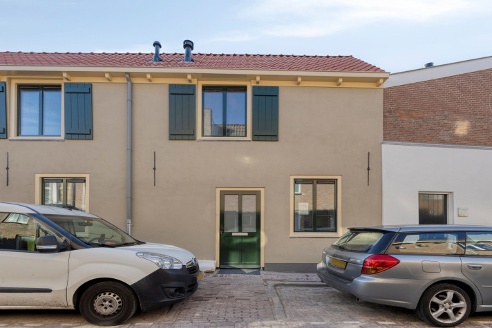 View photo 1/5 of house in Leiden