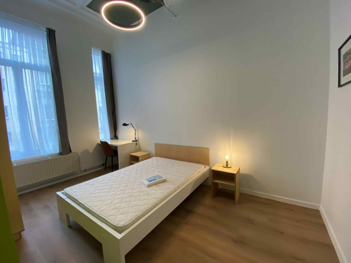 Sieh dir Foto 1/10 des room in Elsene an