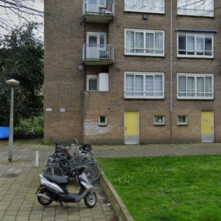 View photo 1/1 of house in Amsterdam