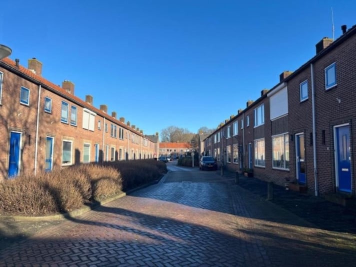 View photo 1/12 of house in Papendrecht