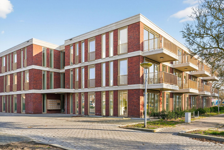 Bekijk foto 1/5 van apartment in Almere