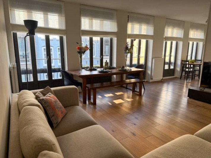 Bekijk foto 1/5 van apartment in Amsterdam