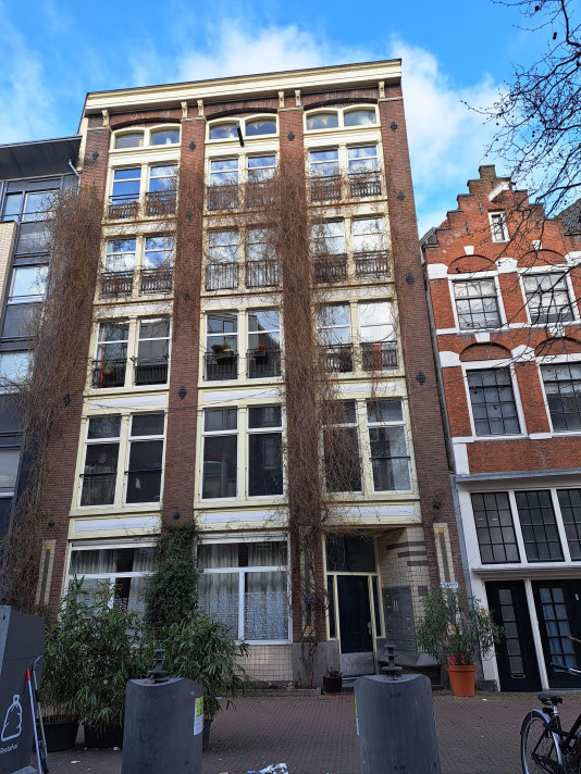 View photo 1/5 of apartment in Amsterdam
