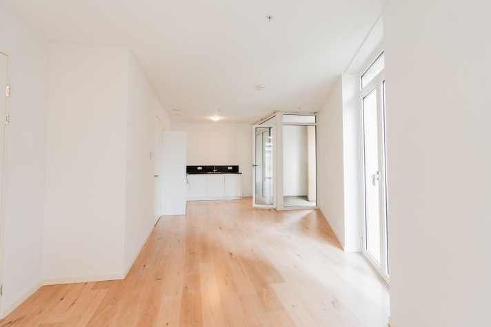View photo 1/5 of apartment in Amsterdam