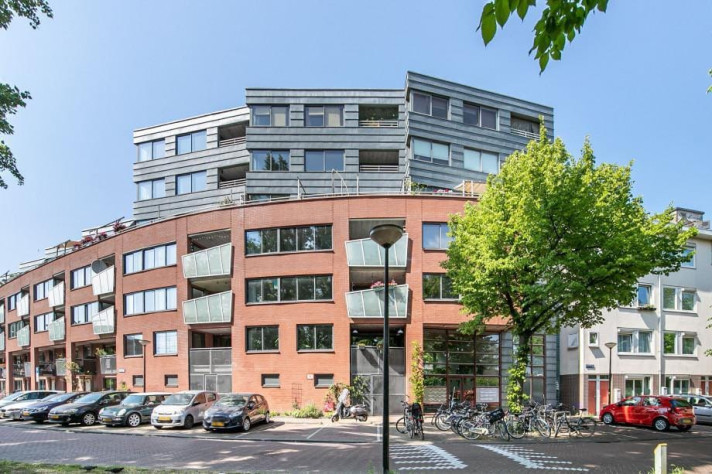 View photo 1/5 of apartment in Amsterdam