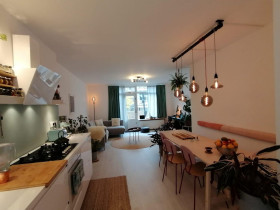 Pokój — Rotterdam