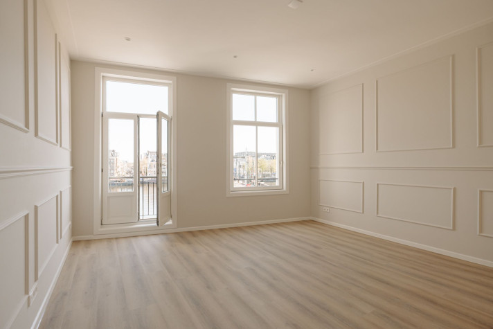 View photo 1/5 of apartment in Amsterdam