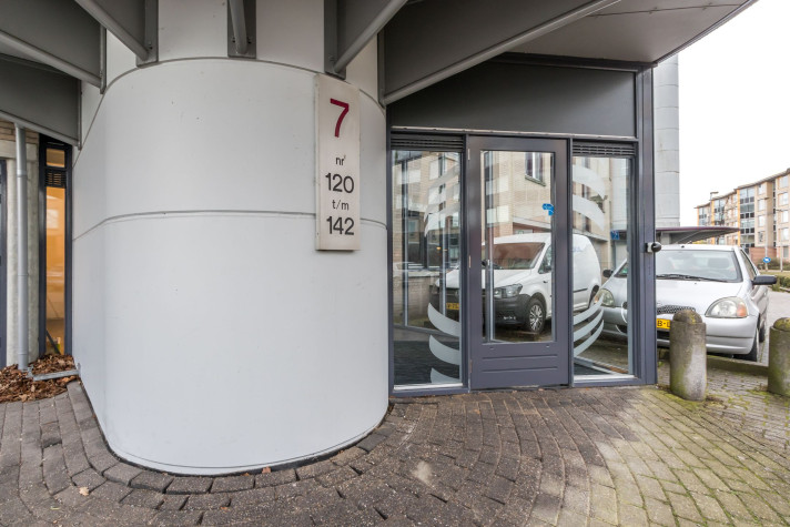 Bekijk foto 1/5 van apartment in Zoetermeer