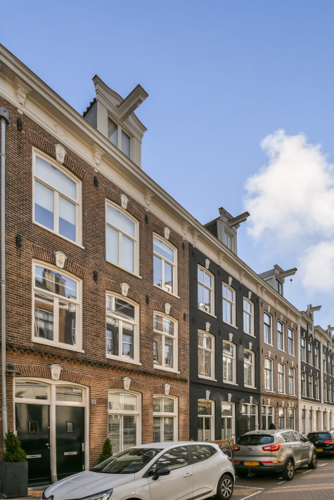 Bekijk foto 1/6 van apartment in Amsterdam