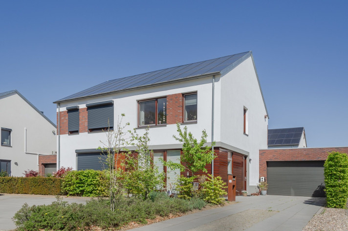 Bekijk foto 1/5 van house in Roermond