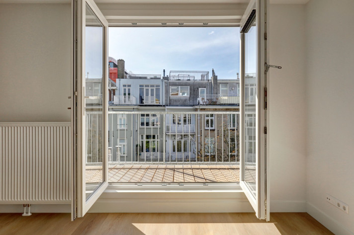 View photo 1/5 of apartment in Amsterdam
