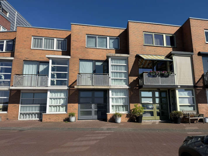 View photo 1/5 of house in Lelystad