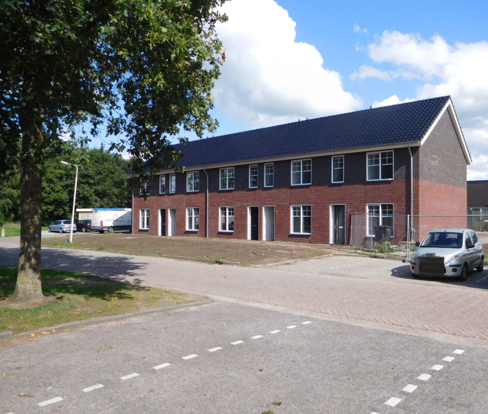 Bekijk foto 1/5 van house in Tytsjerksteradiel