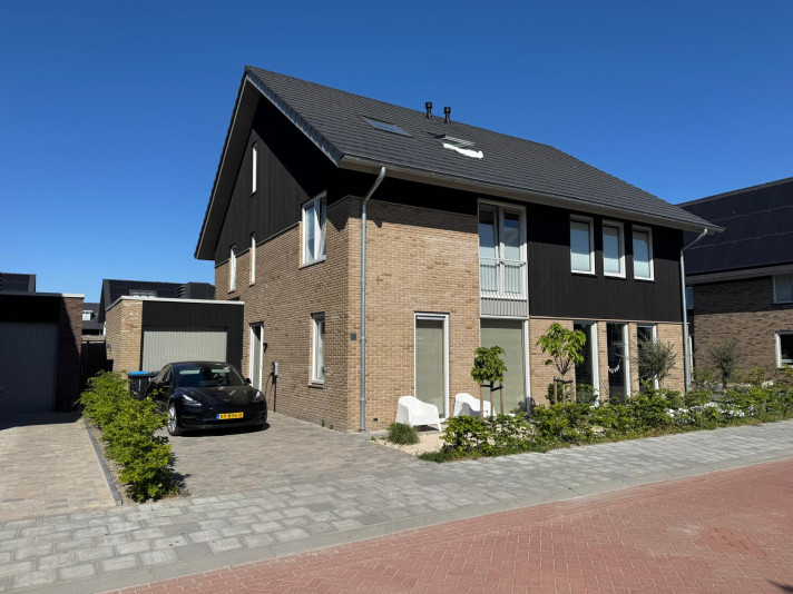 Bekijk foto 1/5 van house in Smallingerland