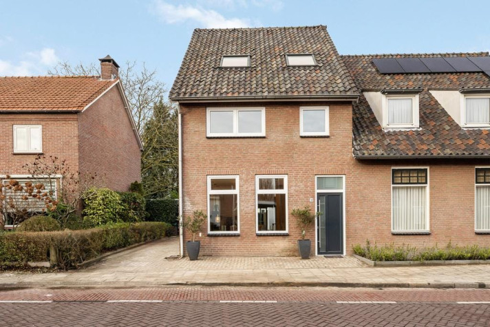 View photo 1/4 of house in Veldhoven