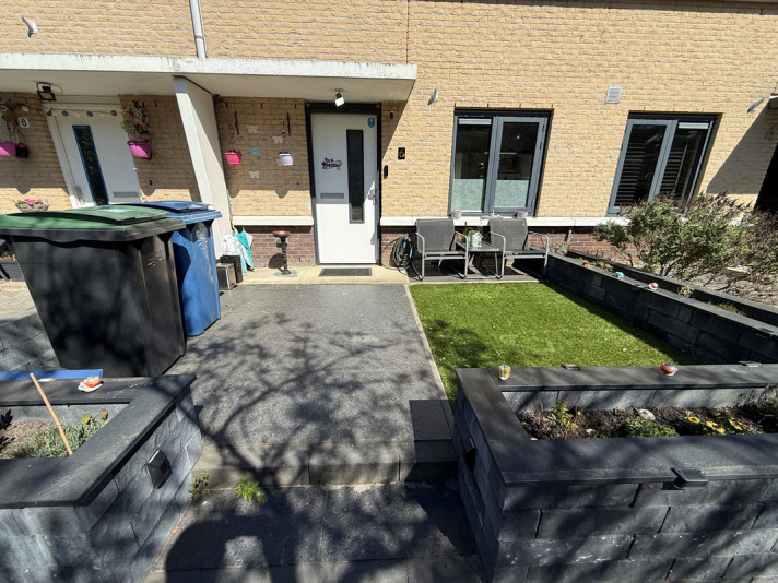 Bekijk foto 1/34 van house in Almere