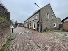 Dom — Hilvarenbeek