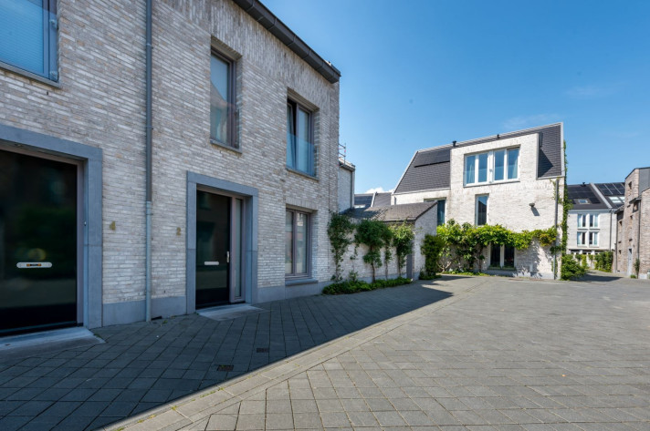 View photo 1/5 of house in Maastricht