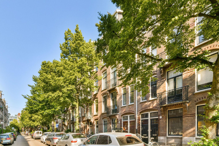 View photo 1/5 of apartment in Amsterdam