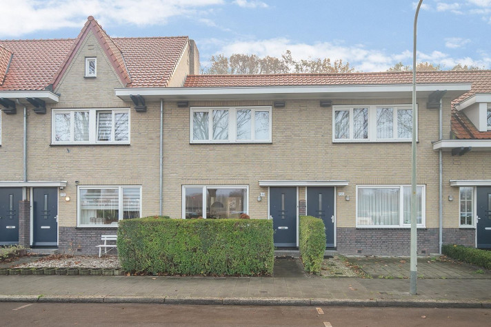 View photo 1/5 of house in Maastricht