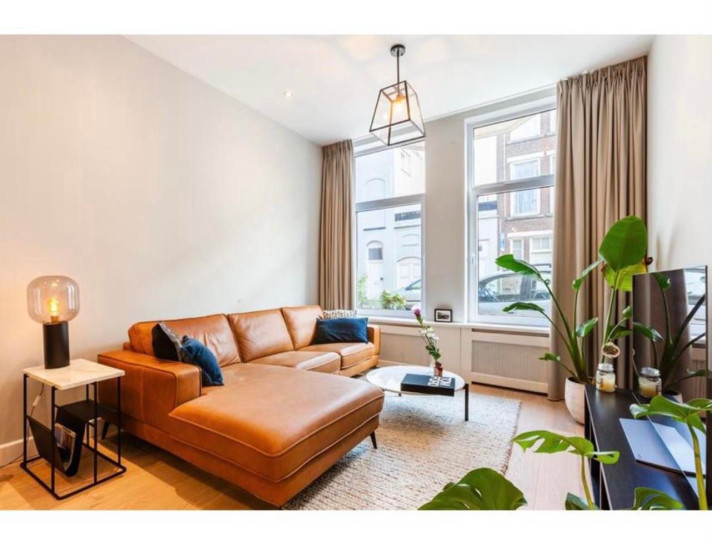 Bekijk foto 1/5 van apartment in 's-Gravenhage