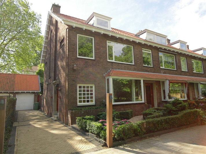 Bekijk foto 1/5 van house in Rotterdam