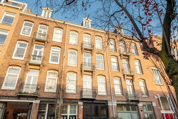 Bekijk foto 1/6 van apartment in Amsterdam