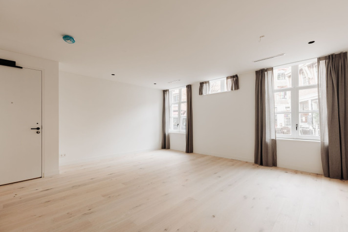 Bekijk foto 1/5 van apartment in Amsterdam