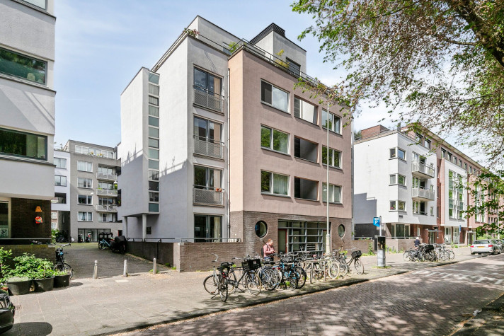 Bekijk foto 1/5 van apartment in Amsterdam
