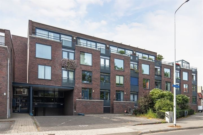 View photo 1/28 of apartment in Eindhoven