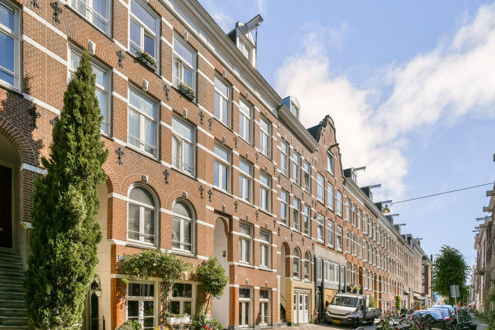 View photo 1/4 of apartment in Amsterdam