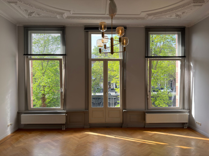 Bekijk foto 1/5 van apartment in Amsterdam