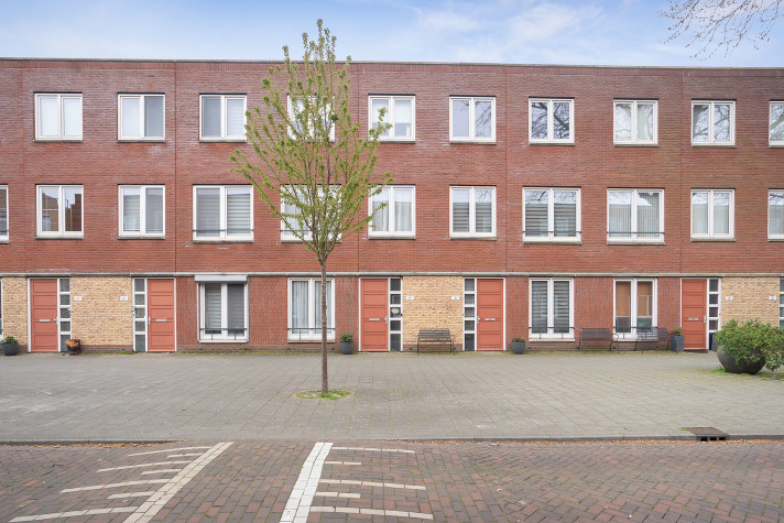 Bekijk foto 1/45 van apartment in Rotterdam
