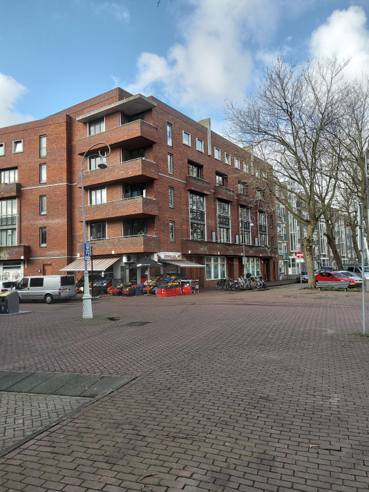 Bekijk foto 1/5 van house in Amsterdam