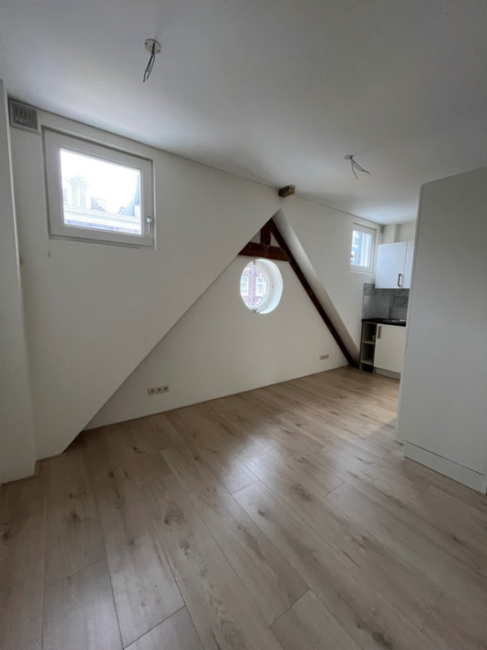 Bekijk foto 1/12 van apartment in Amsterdam
