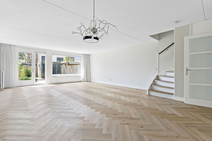 Bekijk foto 1/5 van house in 's-Gravenhage