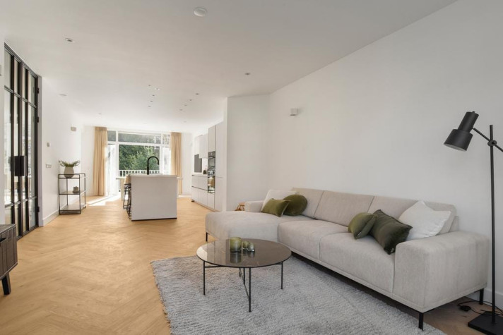 Bekijk foto 1/5 van apartment in Amsterdam