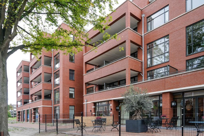 Bekijk foto 1/5 van apartment in 's-Gravenhage