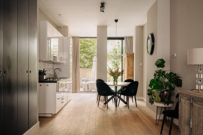View photo 1/5 of apartment in Amsterdam