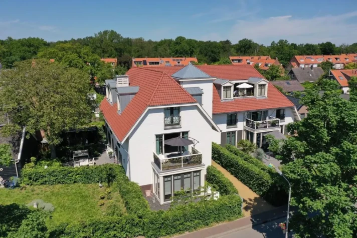View photo 1/28 of apartment in Muiderberg