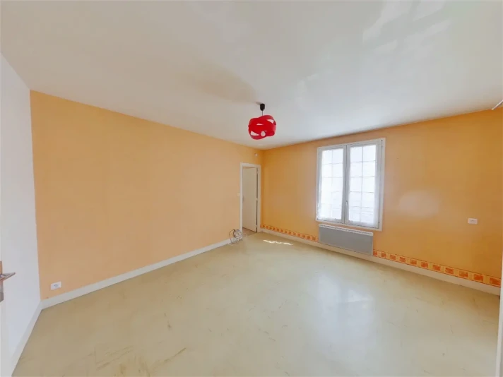 Voir la photo 1/4 du type apartment à Descartes