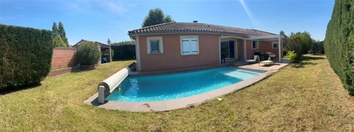 Voir la photo 1/16 du type house à Assieu