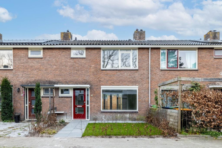 Bekijk foto 1/5 van house in Den Dolder