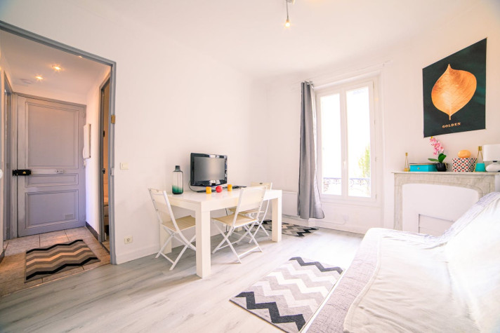 Voir la photo 1/10 du type apartment à Cannes